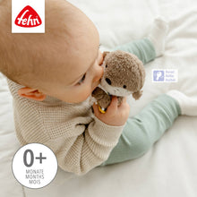 Load the picture into the gallery viewer, Fehn Stabgreifling Otter Babyspielzeug greifen fühlen rasseln3