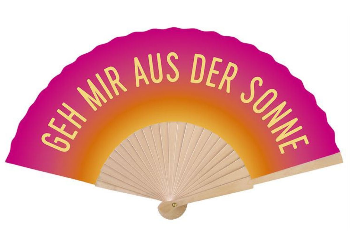 Handfächer Fächerglück „Geh mir aus der Sonne“ – Stilvoller Fächer für heiße Tage