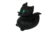 Lade das Bild in den Galerie-Viewer, Kleine Drachen Ente LILALU, Badeente, Quietscheente Sammlerstück5