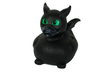 Lade das Bild in den Galerie-Viewer, Kleine Drachen Ente LILALU, Badeente, Quietscheente Sammlerstück