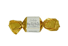 Lade das Bild in den Galerie-Viewer, Marzipan Praline Zonsliebe 25g Souvenir Andenken Feste Zons5