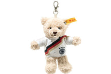 Load the picture into the gallery viewer, Steiff Anhänger Ben Teddybär DFB-Edition Accessoire 12cm