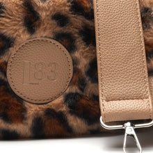 Lade das Bild in den Galerie-Viewer, Tasche Robin Leo 02 Umhängetasche LOT834