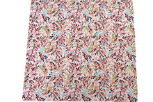 Lade das Bild in den Galerie-Viewer, Tischläufer „Coral“ – maritime Tischdekoration aus Jacquard2