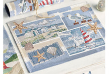 Lade das Bild in den Galerie-Viewer, Tischset „Beach House Gobelin“ – 2-teilig | Maritime Tischdeko