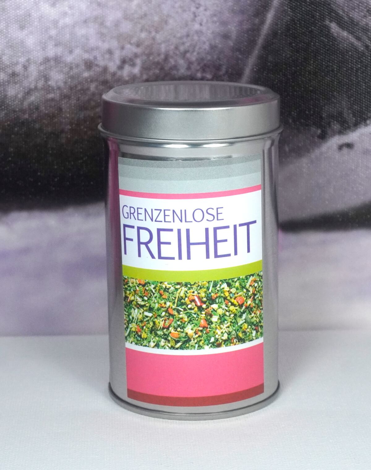 Grenzenlose Freiheit von Kräuterküche Gewürzzubereitung Hand abgefüllt 90gr. Dose