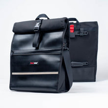Load the picture into the gallery viewer, Fahrrad-Tasche Sam, Feuerwear, Fahrradtasche, Unikat, Nachhaltigkeit, Upcycling, Feuerwehrschlauch, Feuerwehr 2