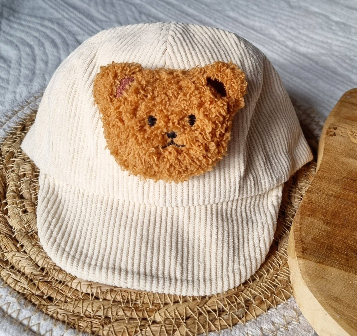Babyhut Kindermütze aus Kord mit Teddybär Farbe Beige
