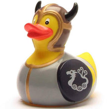 Load the picture into the gallery viewer, Badeente Wikinger - Gummiente Badespaß ab 18 Monaten
