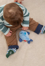Lade das Bild in den Galerie-Viewer, Greifling Wal Babyrassel sigibaby by sigikid2

