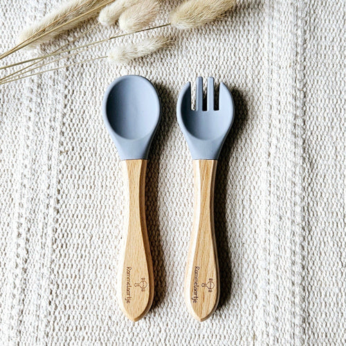 Kinder Löffel und Gabel aus Silikon mit Bambusgriff Kinderbesteck Farbe Graublau