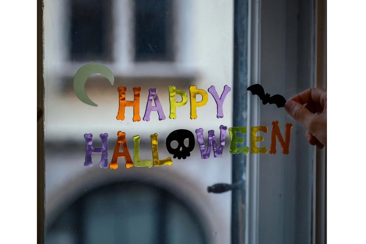 Legami Set mit 29 Gel Fensteraufklebern Window Glow Halloween