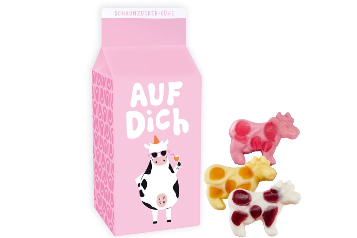 Schaumzucker Kühe "Auf Dich" Im Milchtüten-Look mit coolen Sprüchen von Grafik Werkstatt