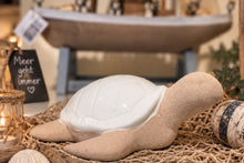 Lade das Bild in den Galerie-Viewer, Schildkröte Porzellan Küsten Deko Maritimer Stil Weiß / Beige4
