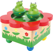 Load the picture into the gallery viewer, Spieluhr Froschteich Spieluhren Holz
