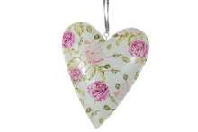 Lade das Bild in den Galerie-Viewer, Deko Blumen Herz Aufhänger Metall Herz Blech Herz zum Hängen 16,5cm
