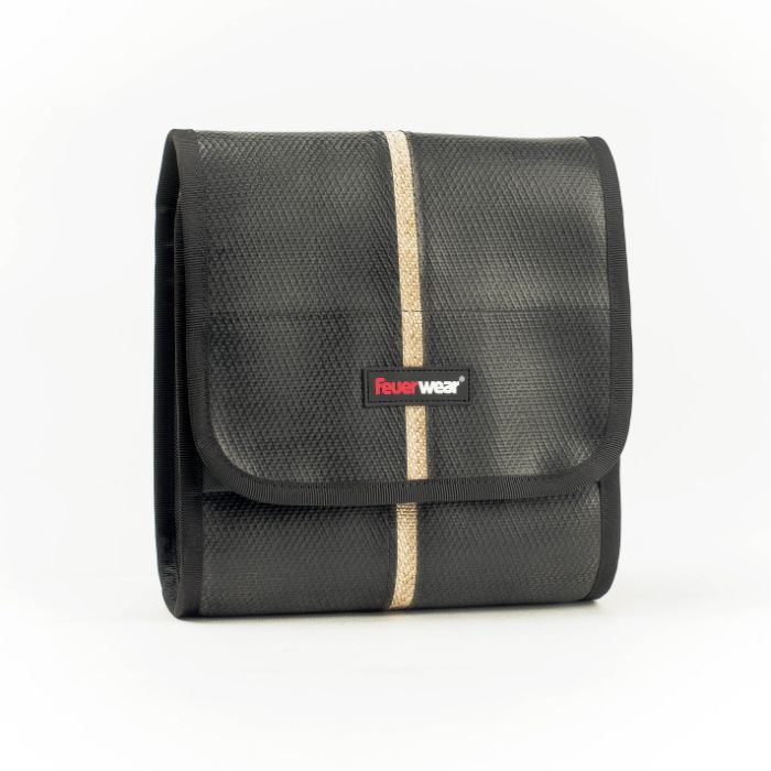Umhängetasche Carl, Feuerwear, Unikate, Nachhaltigkeit, Feuerwehrschlauch, Feuerwehr, Tasche, Handtasche, Weiß, Rot, Schwarz